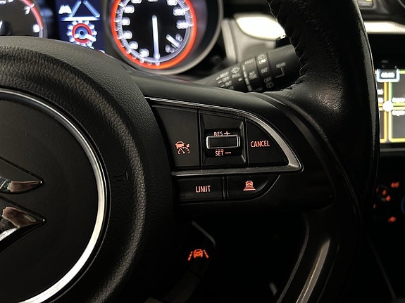 Suzuki Swift 10 of 13