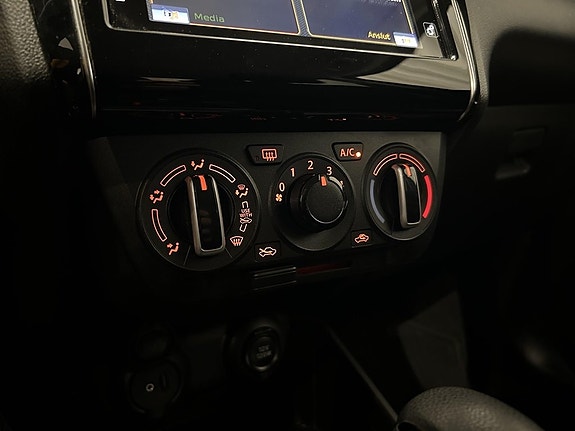 Suzuki Swift 12 of 13
