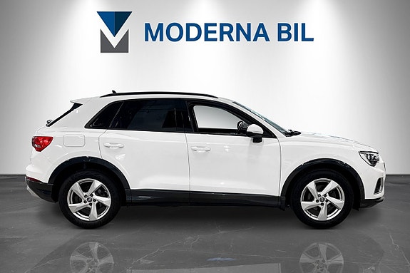 Audi Q3 7 of 26