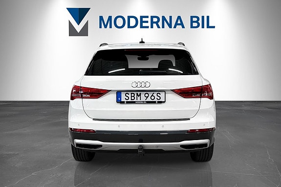 Audi Q3 5 of 26