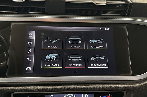 Audi Q3 15 of 26