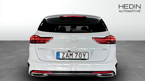 Kia Ceed 4 of 5