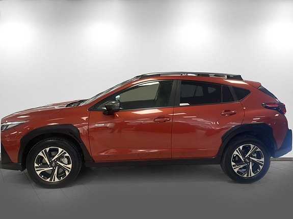 Subaru Crosstrek 2 of 5