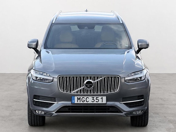 Volvo XC90 22 of 25