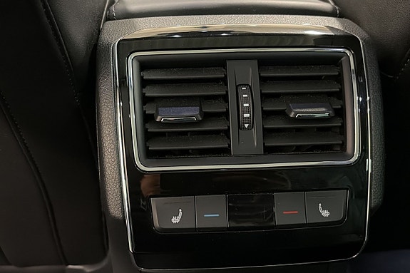 Skoda Superb 14 of 24