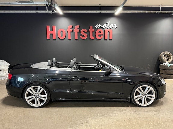 Audi A5 2 of 17