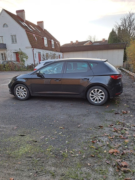 Seat Leon 2 of 5