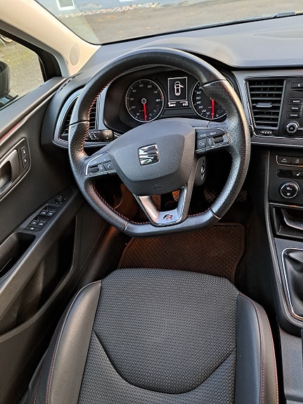 Seat Leon 5 of 5