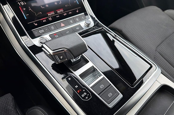 Audi Q7 20 of 24