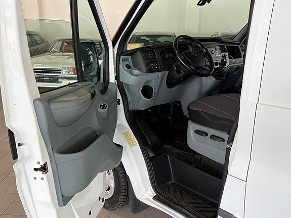 Ford Transit T260 5 of 5