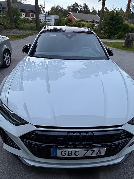 Audi RS6 2 of 7