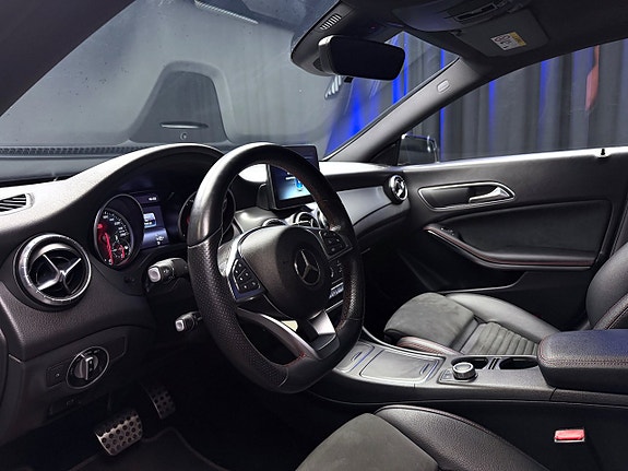 Mercedes-Benz CLA220 d 13 of 30