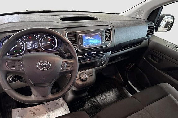 Toyota Proace 6 of 8