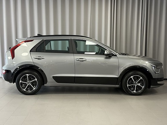 Kia Niro 2 of 11