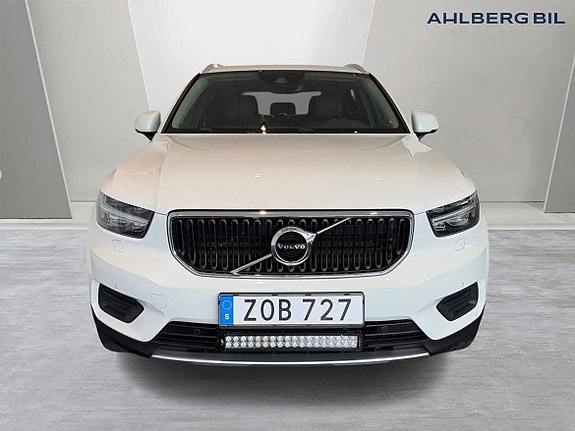 Volvo XC40 5 of 5