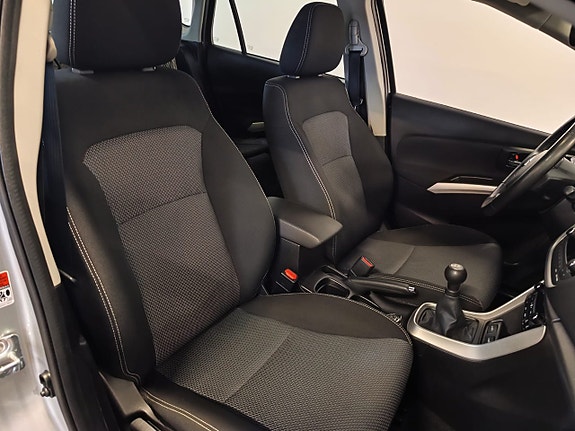 Suzuki S-Cross 10 of 14