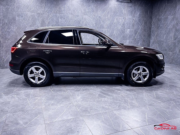 Audi Q5 8 of 27