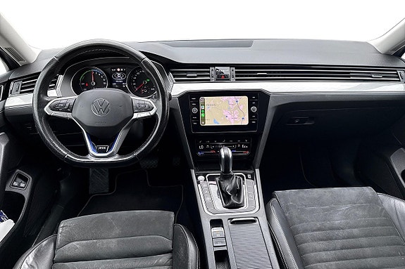 Volkswagen Passat 10 of 25