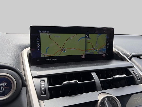 Lexus NX300h 14 of 23