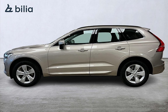 Volvo XC60 2 of 5