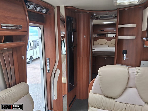 Carthago Chic E-Line I58 XL / Hydrauliska stödben 16 of 21