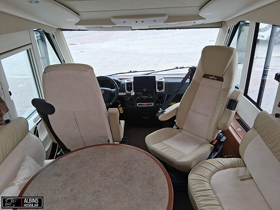 Carthago Chic E-Line I58 XL / Hydrauliska stödben 13 of 21