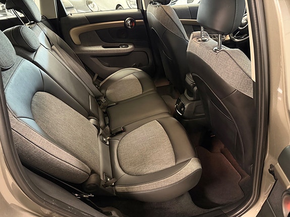 MINI Countryman Cooper D 7 of 17