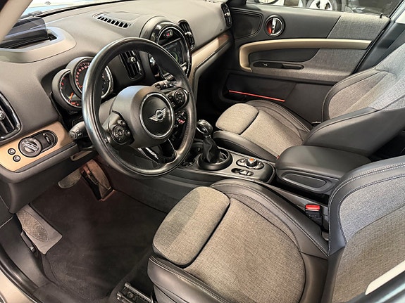 MINI Countryman Cooper D 10 of 17