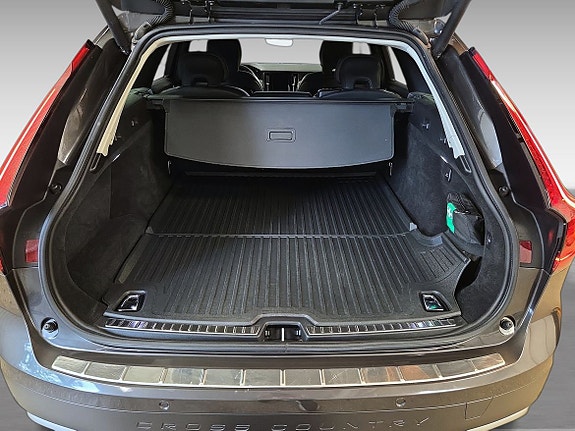 Volvo V90 Cross Country 12 of 12