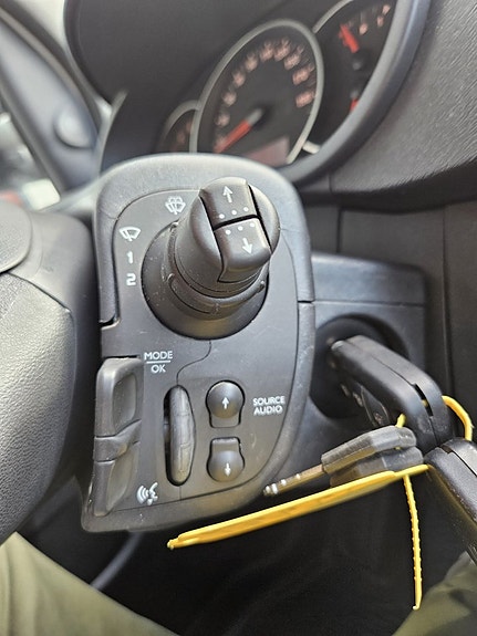 Renault Kangoo Express 23 of 26