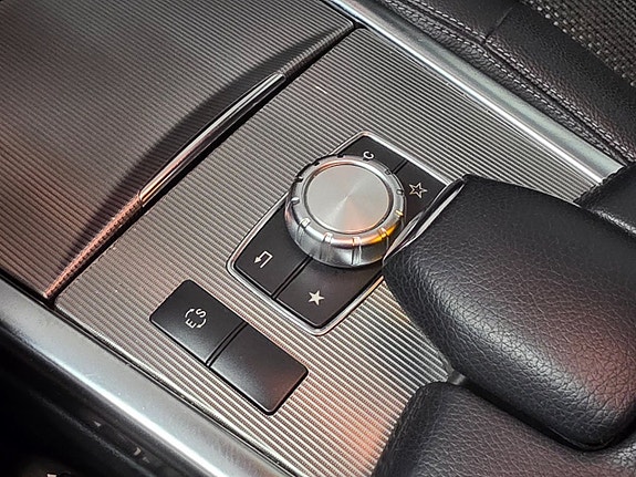 Mercedes-Benz E220 22 of 25