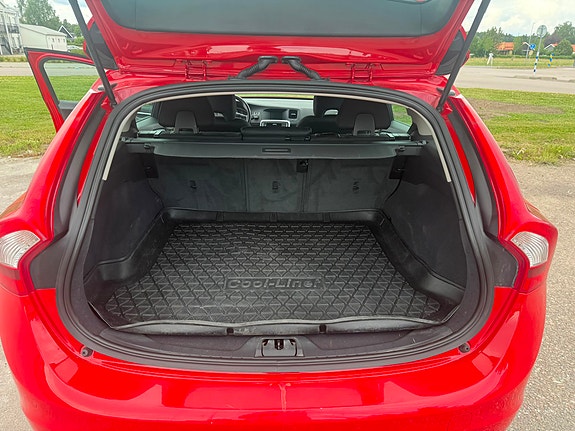Volvo V60 5 of 5