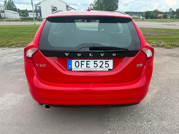Volvo V60 3 of 5