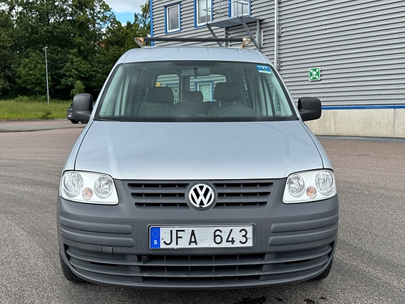 Volkswagen Caddy 2 of 5