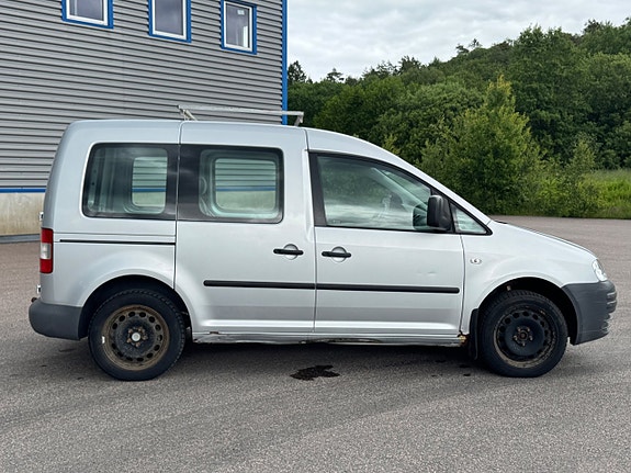 Volkswagen Caddy 8 of 23