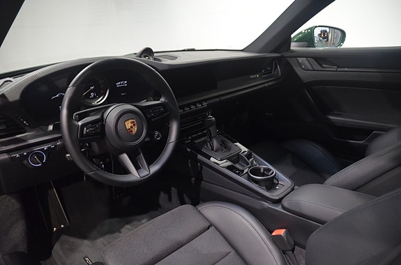 Porsche 911 GT3 12 of 22