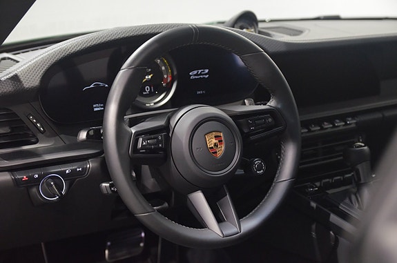 Porsche 911 GT3 14 of 22