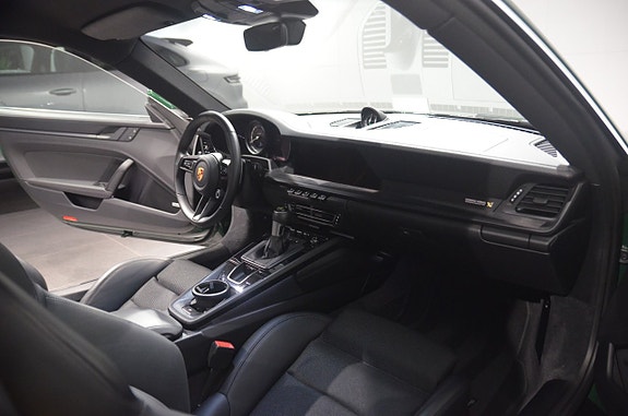 Porsche 911 GT3 13 of 22