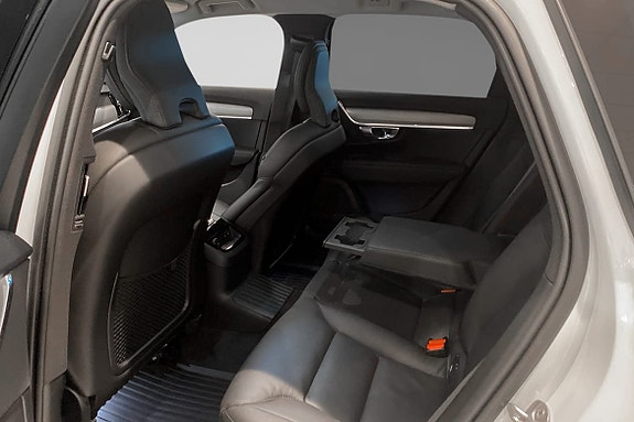 Volvo V90 7 of 13