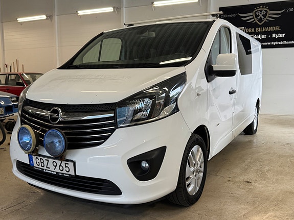 Opel Vivaro 3 of 5