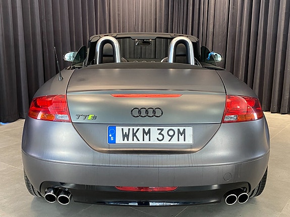 Audi TT 3 of 5