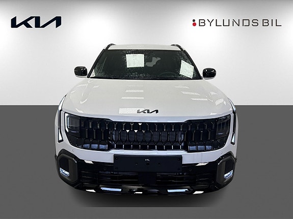 Kia Seltos 2 of 5