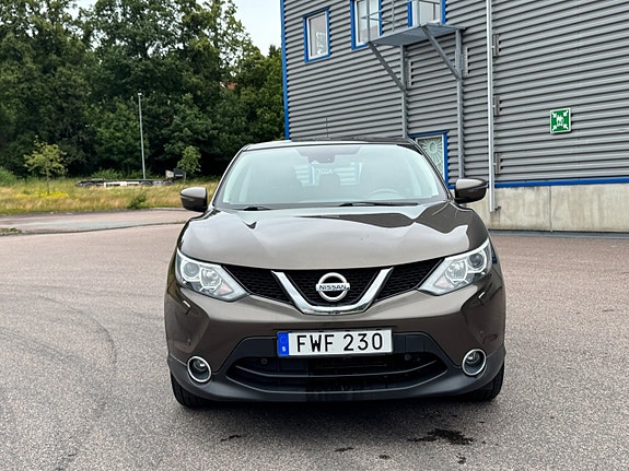 Nissan Qashqai 2 of 5