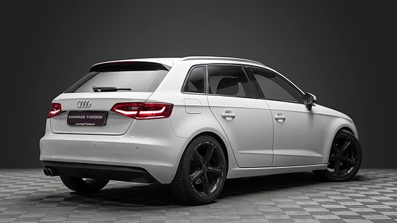Audi A3 4 of 5