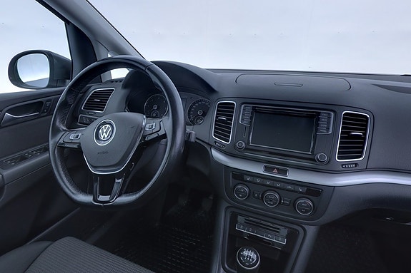 Volkswagen Sharan 8 of 23