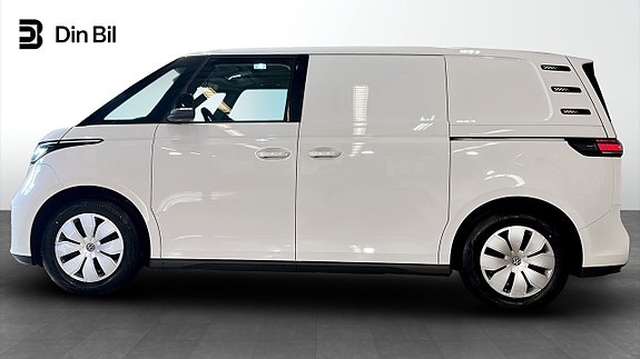 Volkswagen ID. Buzz 2 of 20