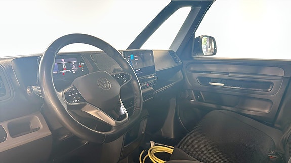 Volkswagen ID. Buzz 7 of 20