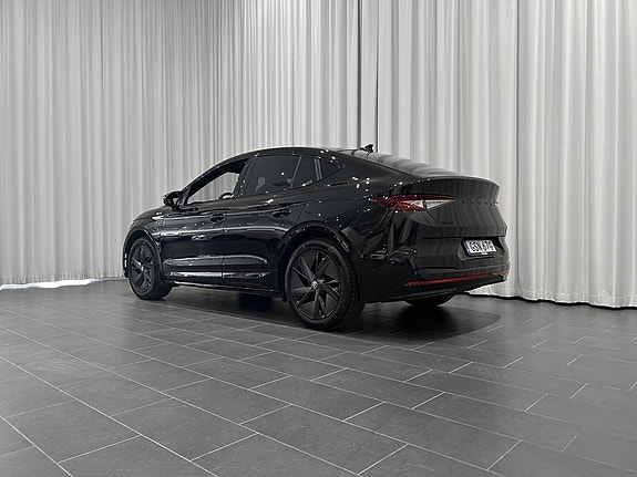Skoda Enyaq Coupe RS 3 of 5