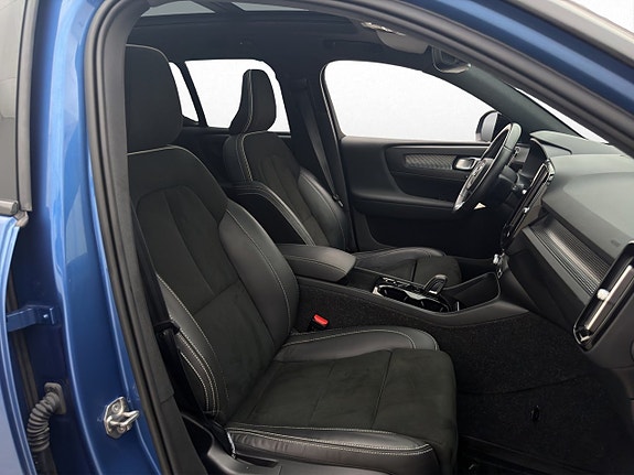 Volvo XC40 26 of 30