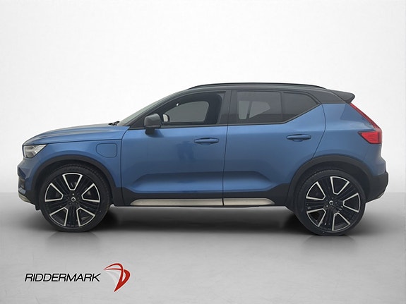 Volvo XC40 6 of 30